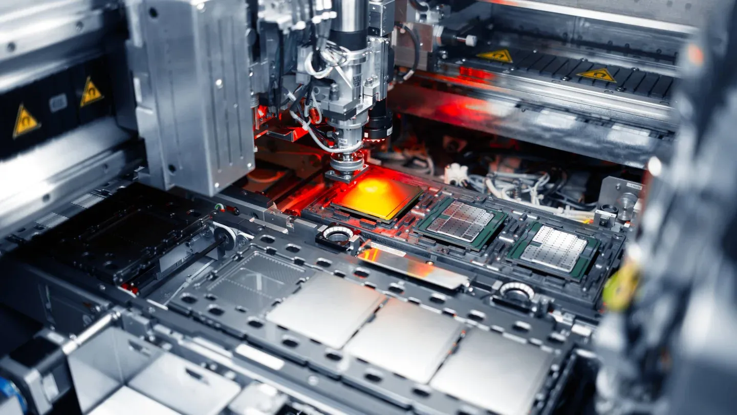 Intel Foundry ramps production