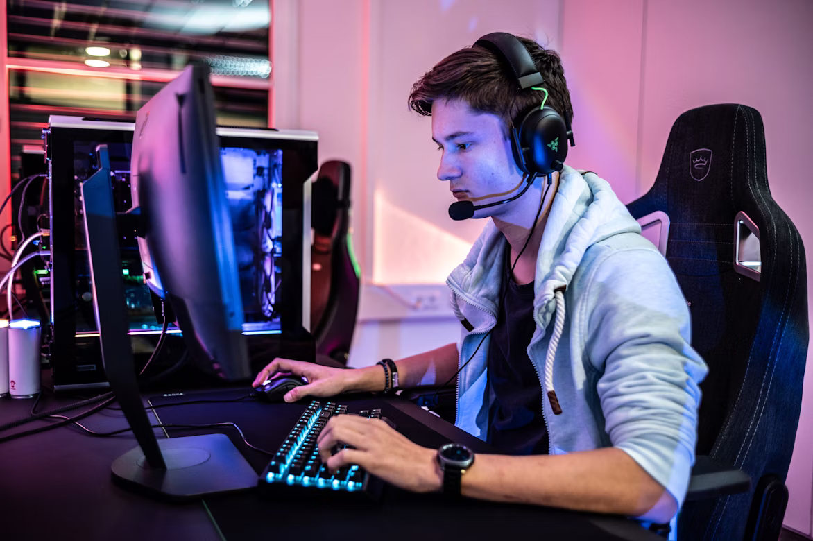 gamer researching.avif