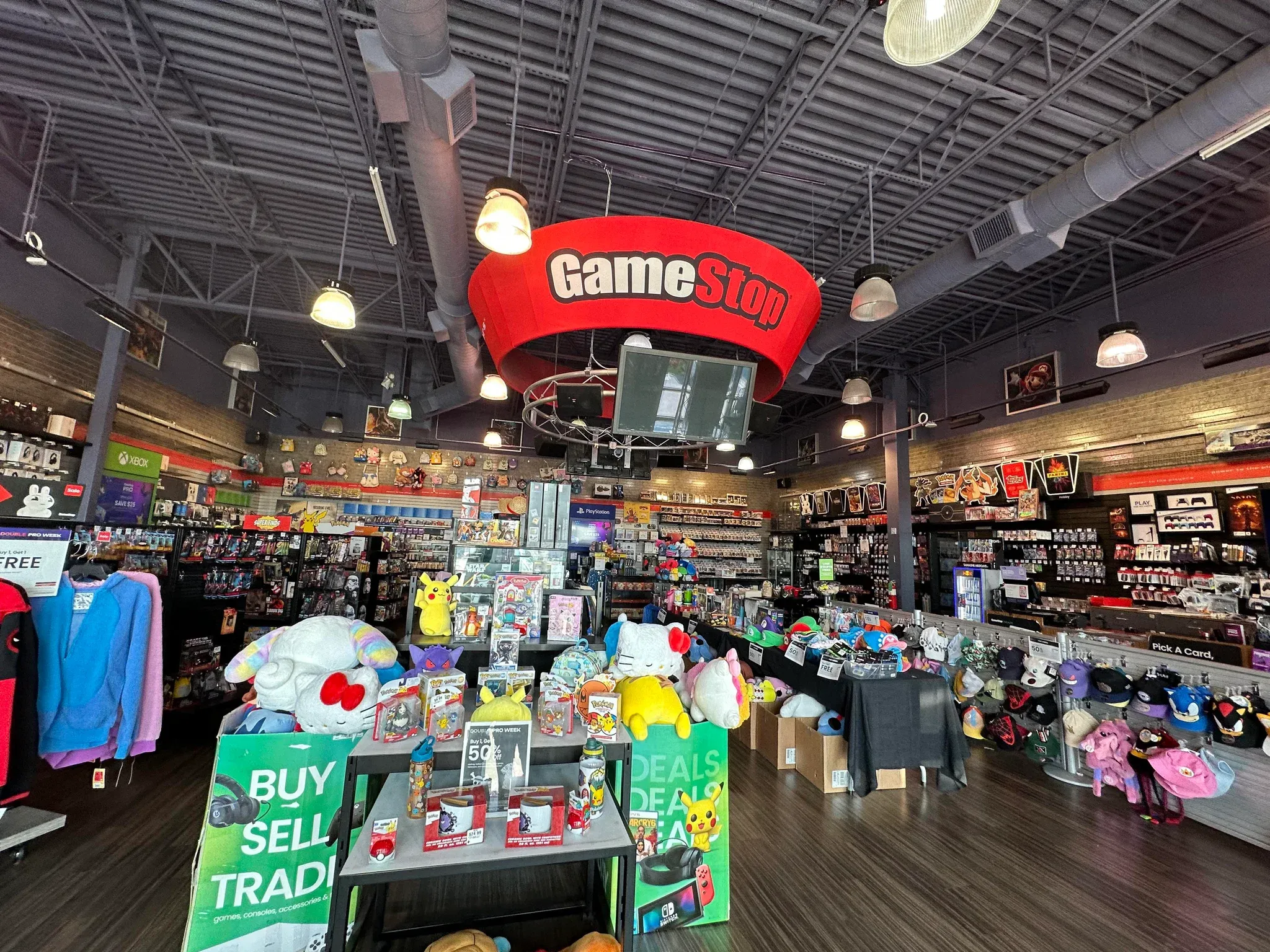 GameStop CEO: Sony Killing Physical Games Is Totally Irrelevant
