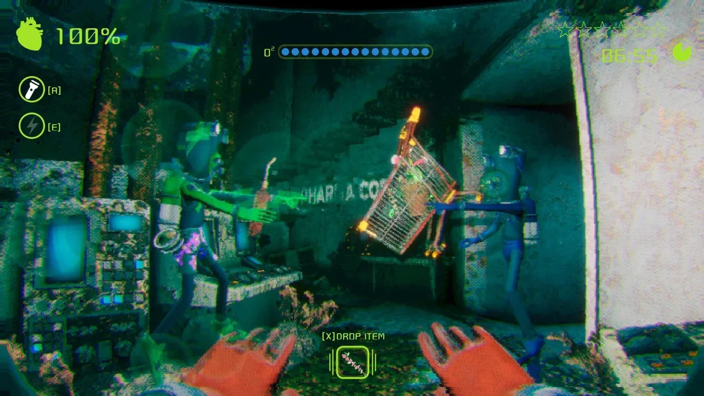 A diver exploring underwater in Murky Divers