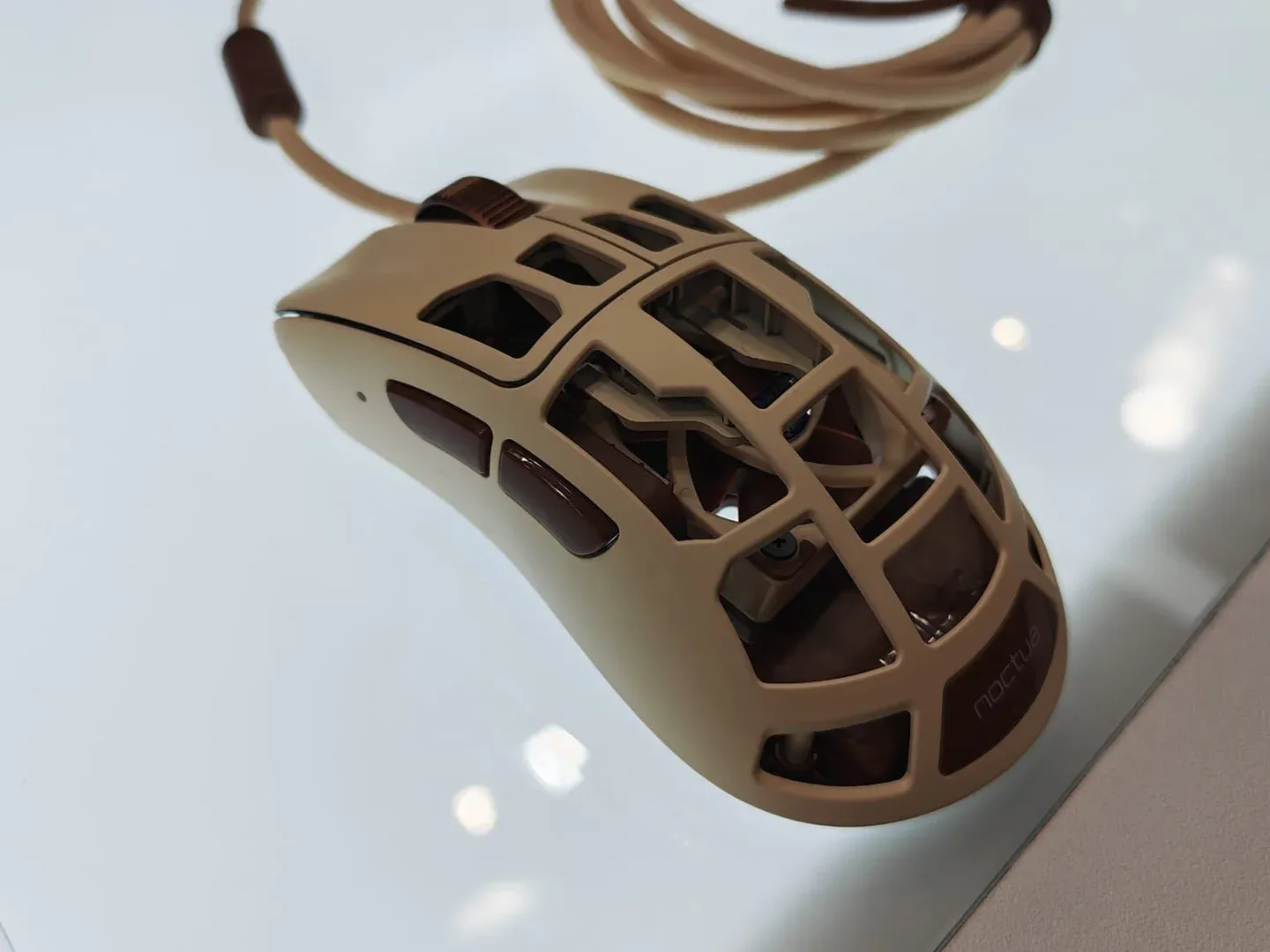 XS-2 sensor and USB port