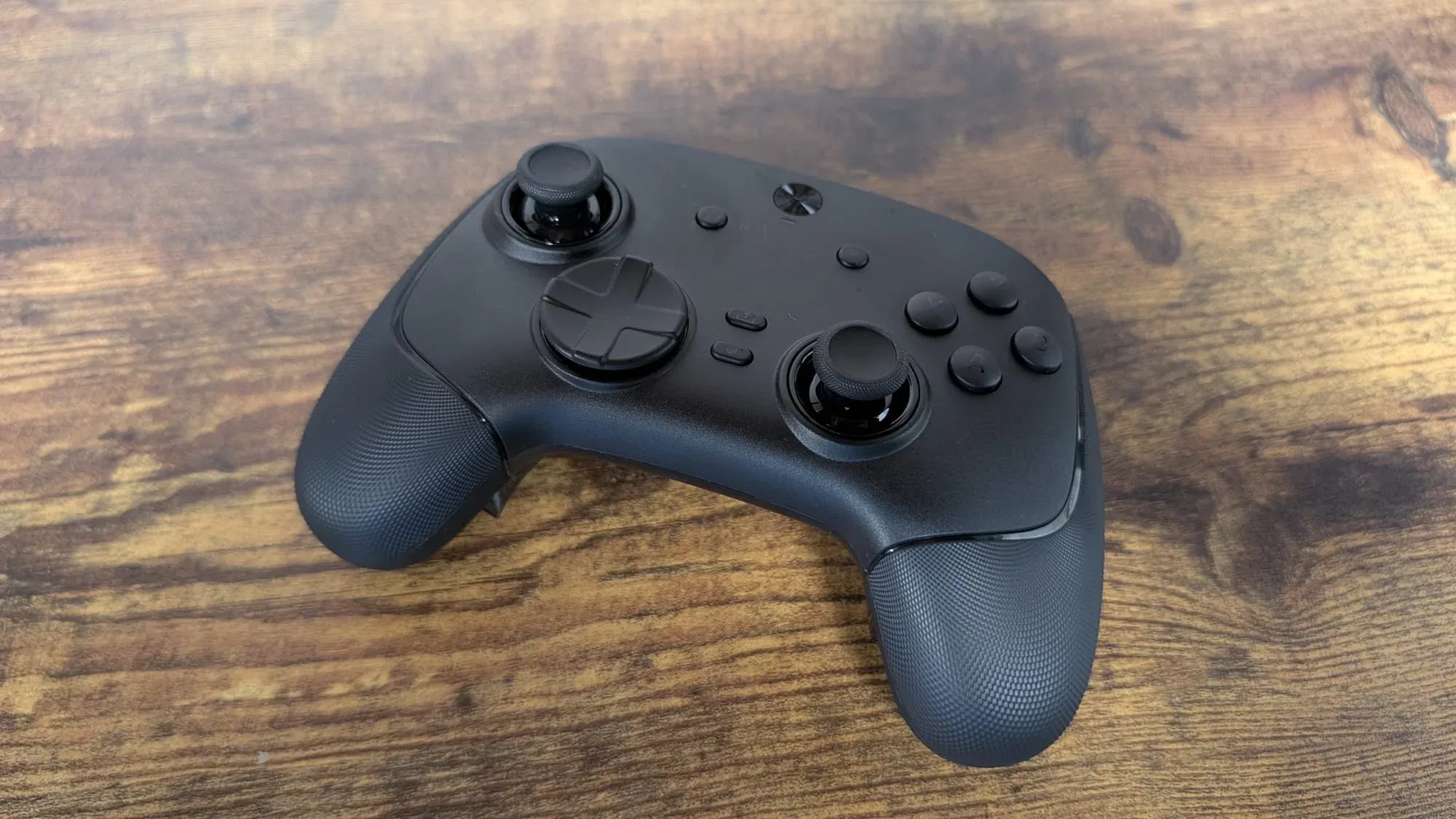 Razer Wolverine V3 Pro 8K PC controller ...