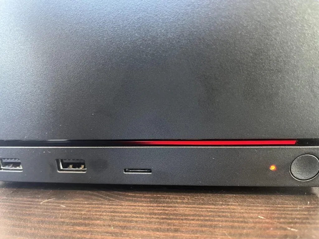 Steam Machine Owner Reports Hardware Failure With Blinking Red LED